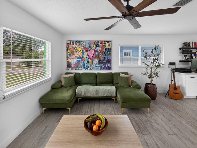 2311 W KENTUCKY AVENUE, Tampa, FL 33607