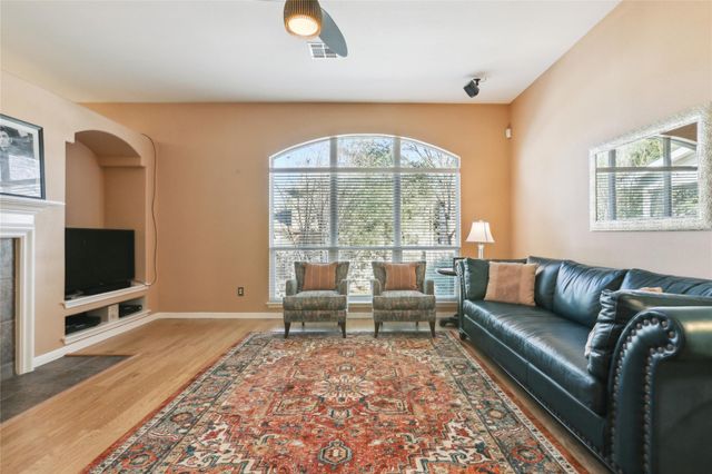 3805 Pebble CT, Round Rock, TX 78664