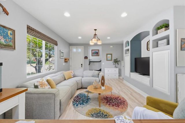 17765 Calle Hermosa, Morgan Hill, CA 95037