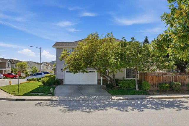 17765 Calle Hermosa, Morgan Hill, CA 95037