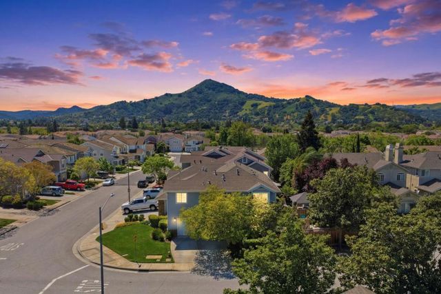 17765 Calle Hermosa, Morgan Hill, CA 95037