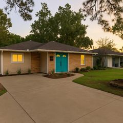 2210 Wakefield Drive, Houston, TX 77018