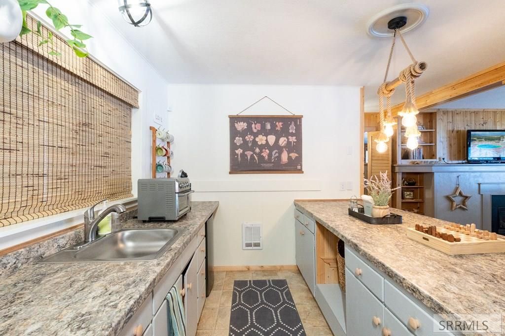 Image 17 of property listing at 3505 Rocky Lane, Island Park, ID 83429