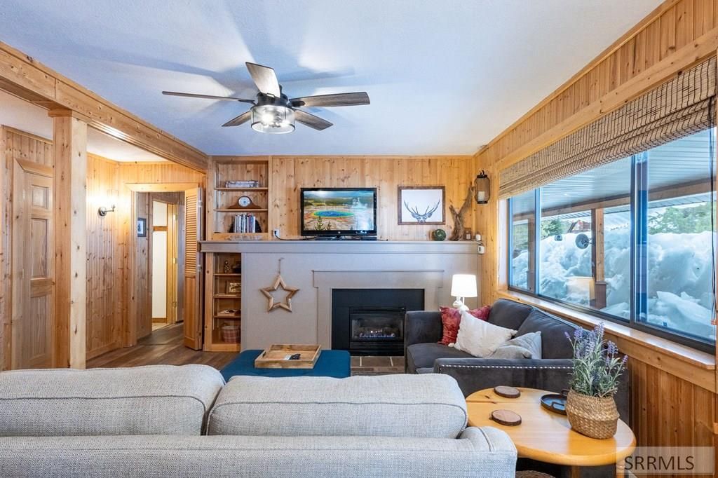 Image 19 of property listing at 3505 Rocky Lane, Island Park, ID 83429