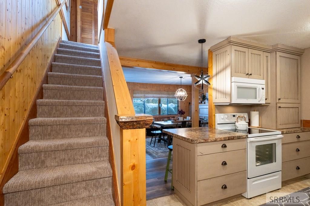 Image 7 of property listing at 3505 Rocky Lane, Island Park, ID 83429