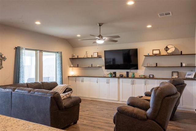 4038 Canary Place, Jennings, LA 70546