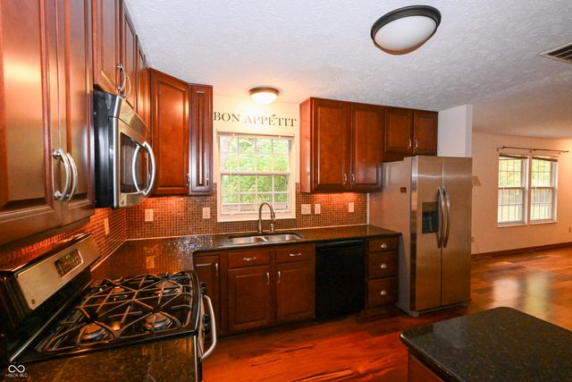 8013 Turkel Court, Fishers, IN 46038