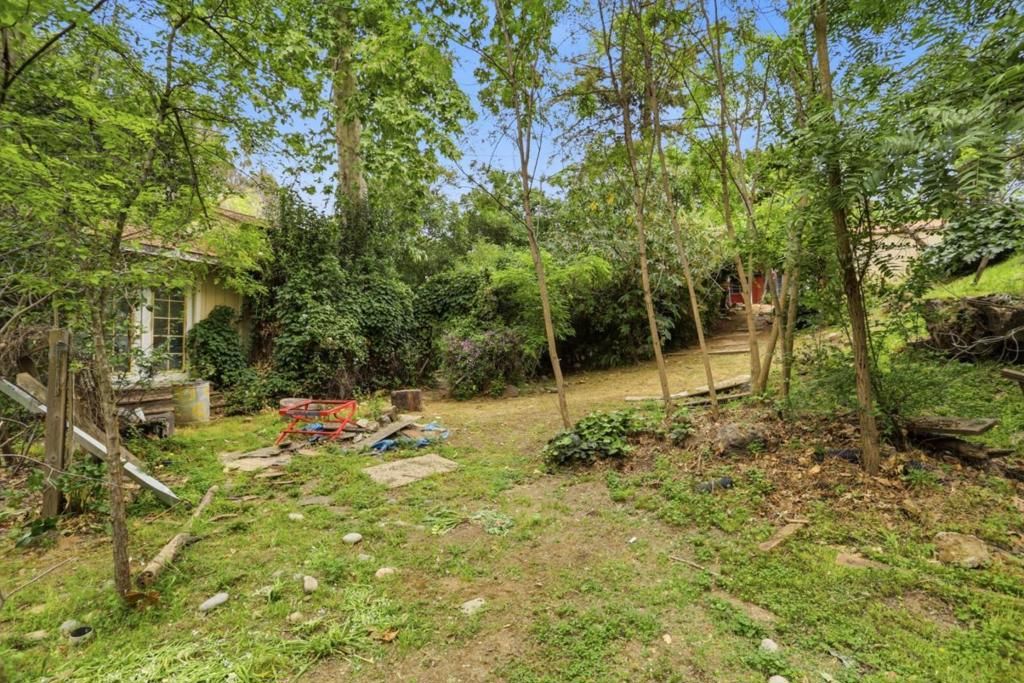 Image 39 of property listing at 339 Brookwood Avenue, San Jose, CA 95116