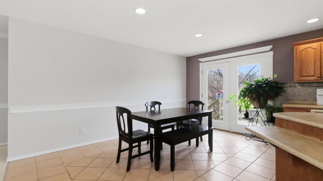 2355 Mcfarland Drive, West Plains, MO 65775