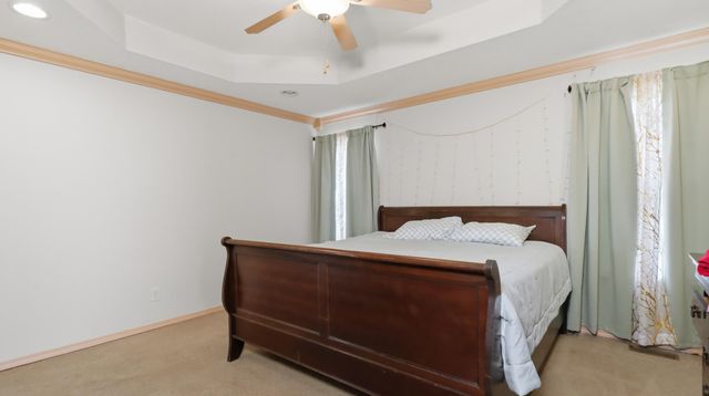 2355 Mcfarland Drive, West Plains, MO 65775