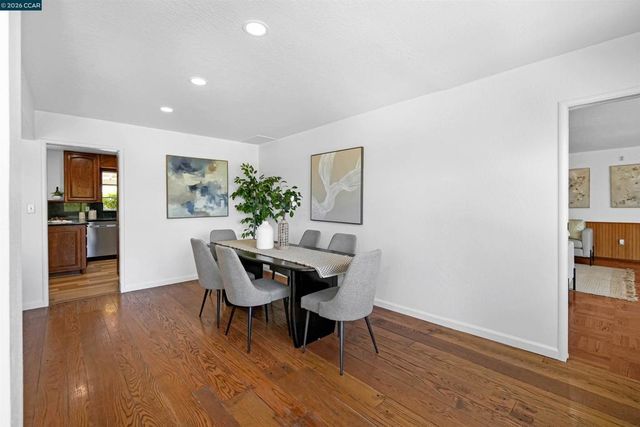 61 Sullivan Dr, Moraga, CA 94556