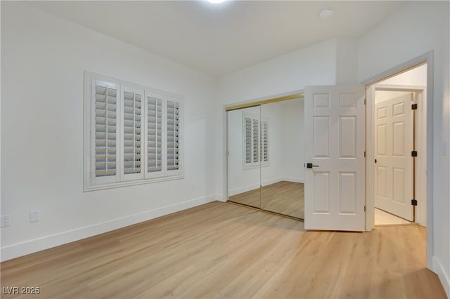 1668 Wellington Springs Avenue, Henderson, NV 89052