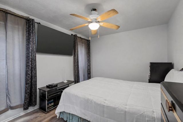 9522 Wellsworth Drive, Houston, TX 77083