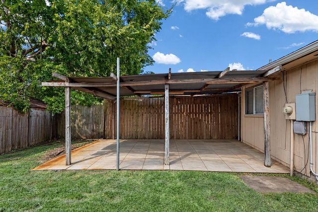 9522 Wellsworth Drive, Houston, TX 77083