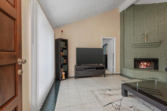 9522 Wellsworth Drive, Houston, TX 77083