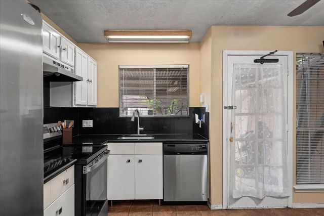 9522 Wellsworth Drive, Houston, TX 77083