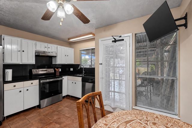 9522 Wellsworth Drive, Houston, TX 77083