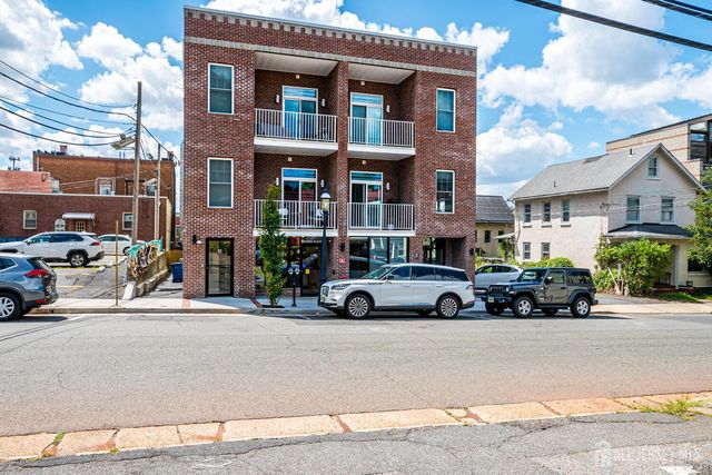 21 Station Place 401, Metuchen, NJ 08840