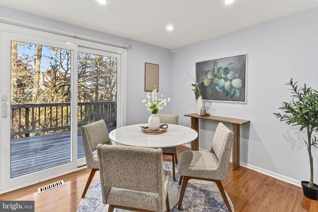 14578 OLDE KENT RD, Centreville, VA 20120