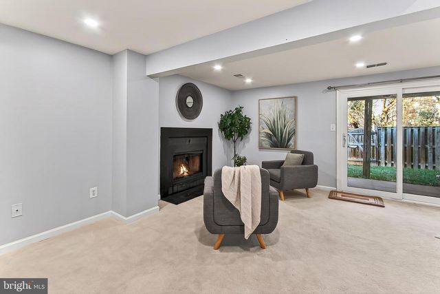 14578 OLDE KENT RD, Centreville, VA 20120