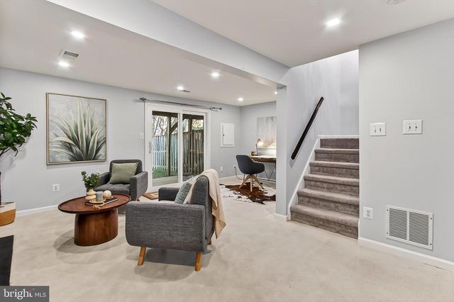 14578 OLDE KENT RD, Centreville, VA 20120