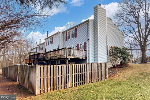 14578 OLDE KENT RD, Centreville, VA 20120