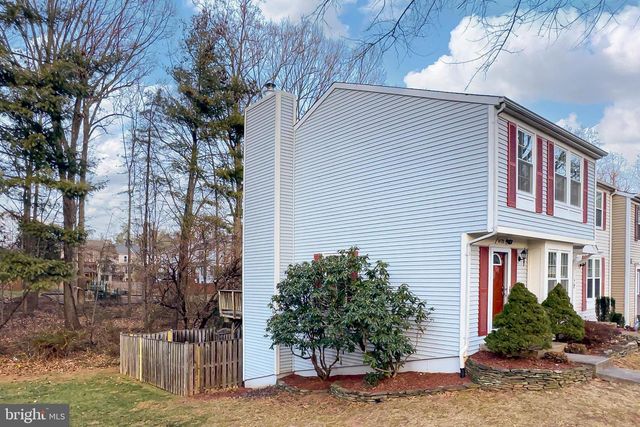 14578 OLDE KENT RD, Centreville, VA 20120