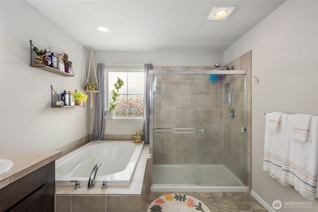 6830 Sweetgum Avenue NE, Lacey, WA 98516