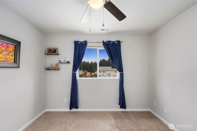 6830 Sweetgum Avenue NE, Lacey, WA 98516