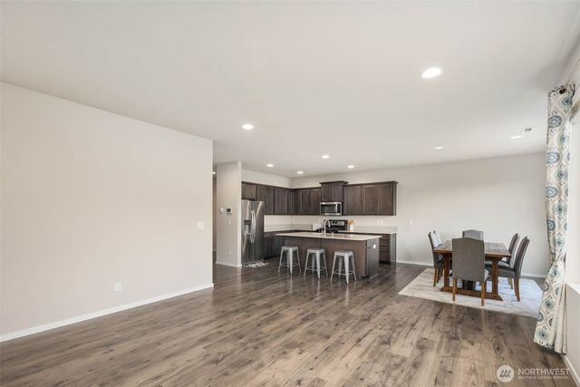 6830 Sweetgum Avenue NE, Lacey, WA 98516