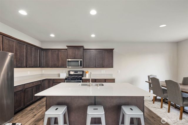 6830 Sweetgum Avenue NE, Lacey, WA 98516