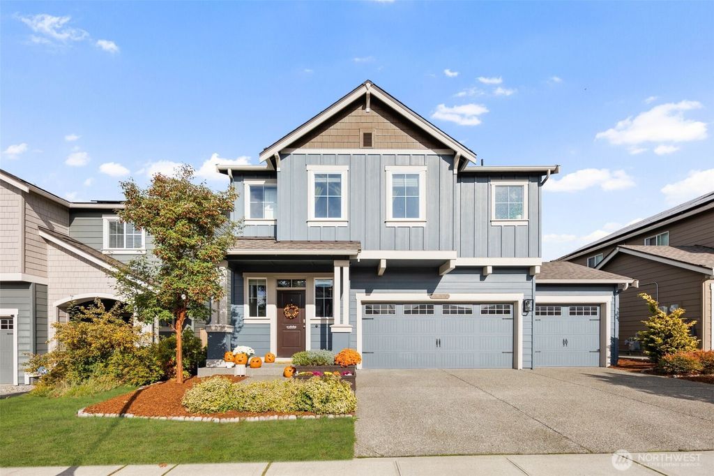 6830 Sweetgum Avenue NE, Lacey, WA 98516