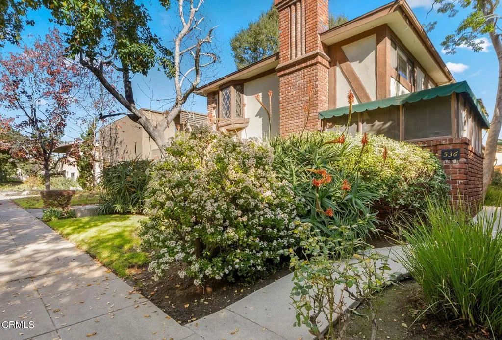 536 S Euclid Avenue 4, Pasadena, CA 91101