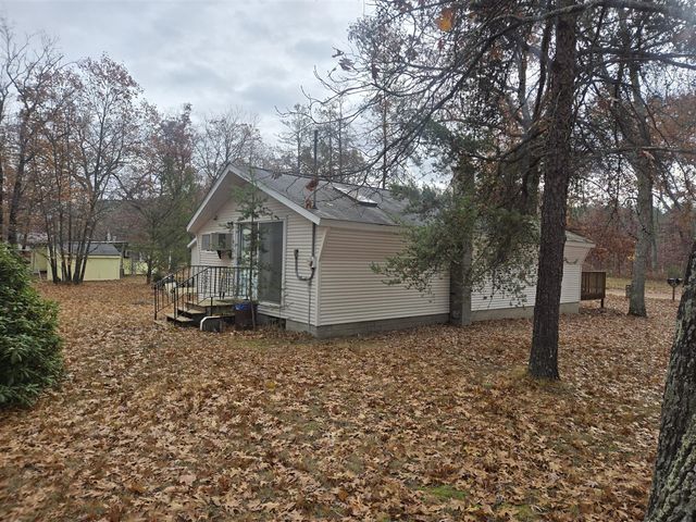 11988 S Shady Grove Drive, Baldwin, MI 49304