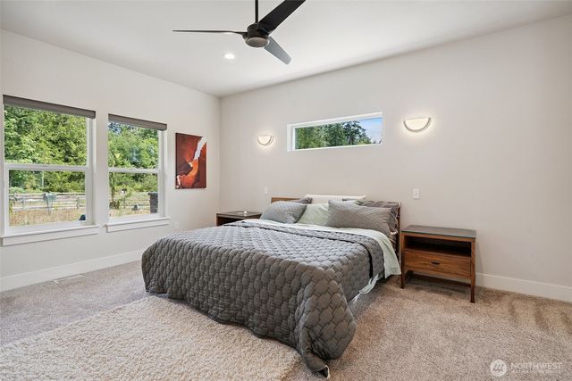 1738 Lilypad Place E, Port Orchard, WA 98366