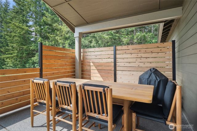 1738 Lilypad Place E, Port Orchard, WA 98366