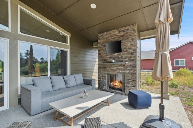1738 Lilypad Place E, Port Orchard, WA 98366