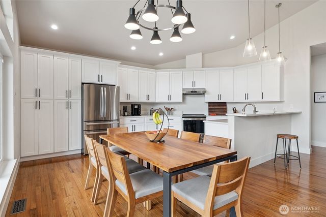 1738 Lilypad Place E, Port Orchard, WA 98366