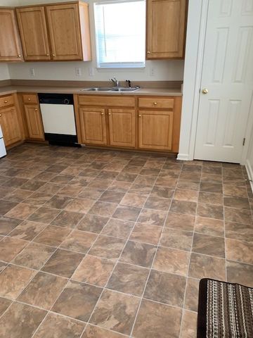 1705 Monument Ln, Lebanon, TN 37087