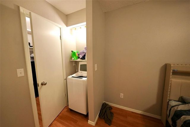 6700 N Meridian Avenue B, Oklahoma City, OK 73116