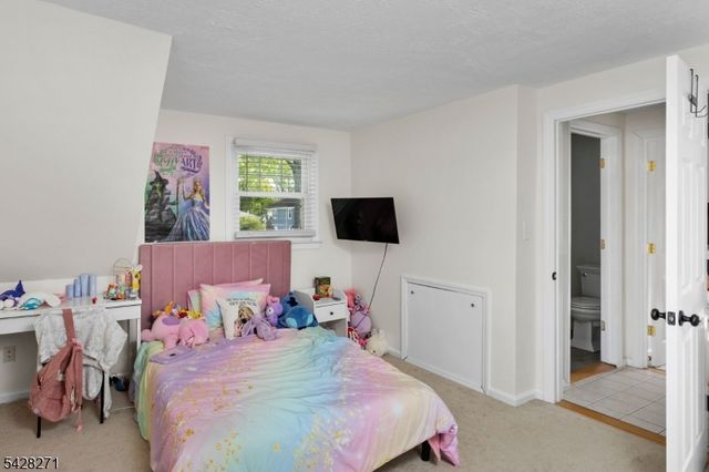 240 Beech Ave, Garwood Boro, NJ 07027