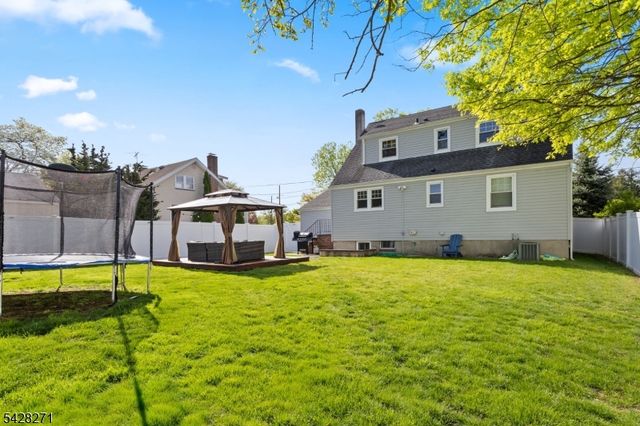 240 Beech Ave, Garwood Boro, NJ 07027