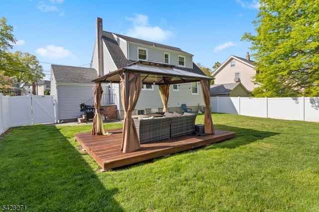 240 Beech Ave, Garwood Boro, NJ 07027