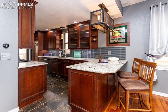 5866 Canyon Reserve Heights, Colorado Springs, CO 80919