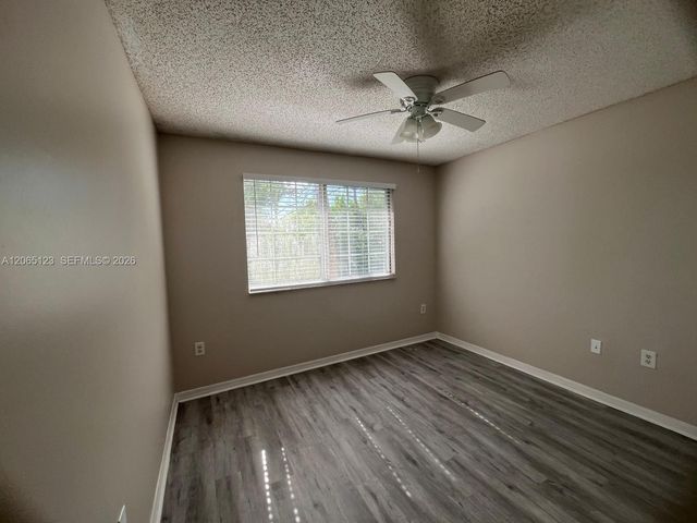 4171 N Haverhill Rd 1013, West Palm Beach, FL 33417