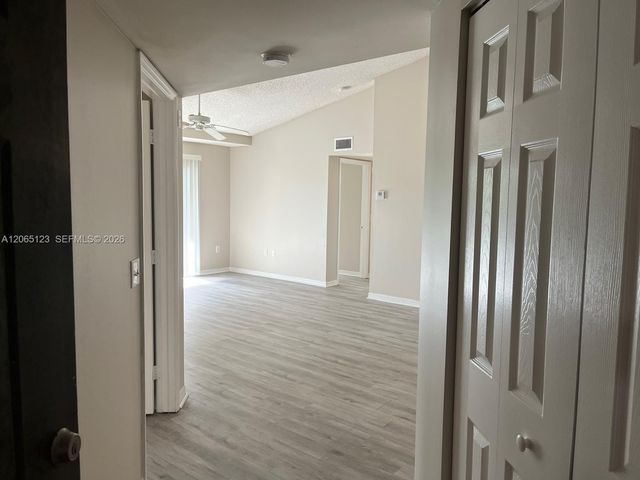 4171 N Haverhill Rd 1013, West Palm Beach, FL 33417