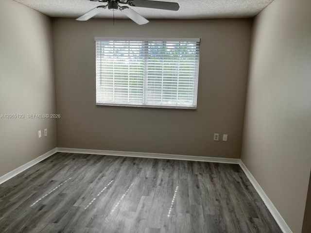 4171 N Haverhill Rd 1013, West Palm Beach, FL 33417