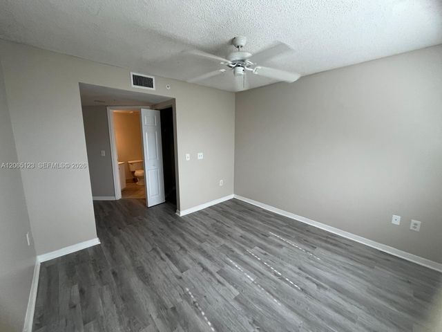 4171 N Haverhill Rd 1013, West Palm Beach, FL 33417