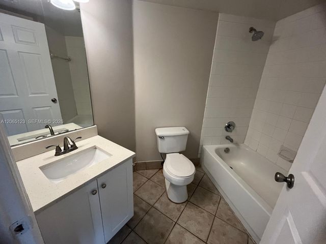 4171 N Haverhill Rd 1013, West Palm Beach, FL 33417