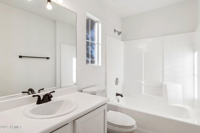 4913 S 15TH Place, Phoenix, AZ 85040